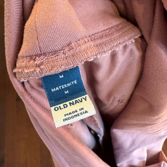 Old Navy Maternity Work Pants - Size M - Light Pink - Picture 4 of 4
